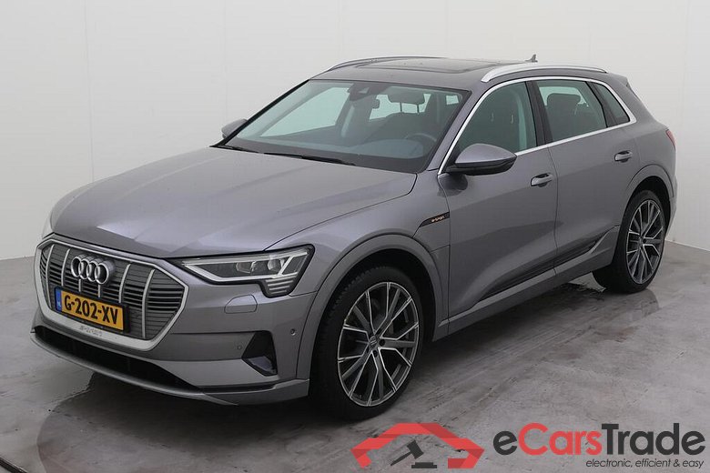 AUDI e-tron  #1
