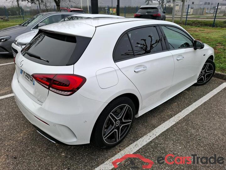 Mercedes A 250e Hybrid AMG Night Aut. LED-Xenon Widescreen Ambient Navi 1/2 Sport-Leather-Alcantara KeylessGo Camera Klima PDC ... #3