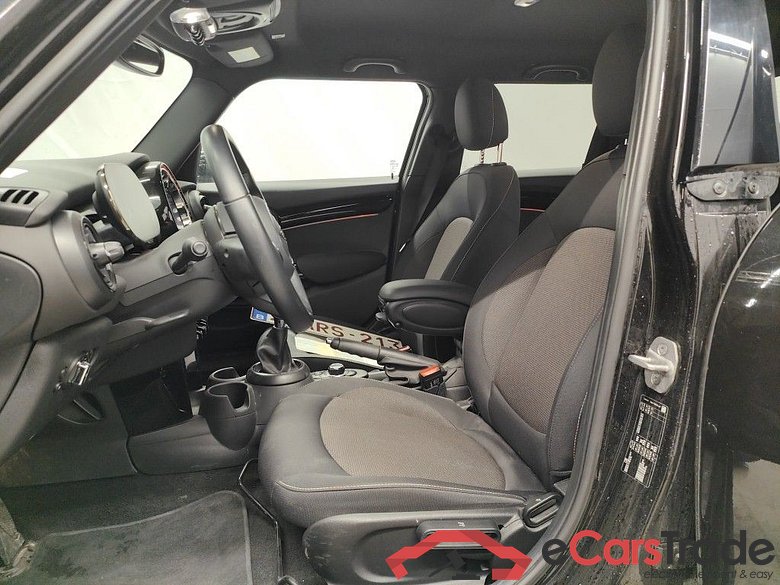 Mini 5 door One 5d #6