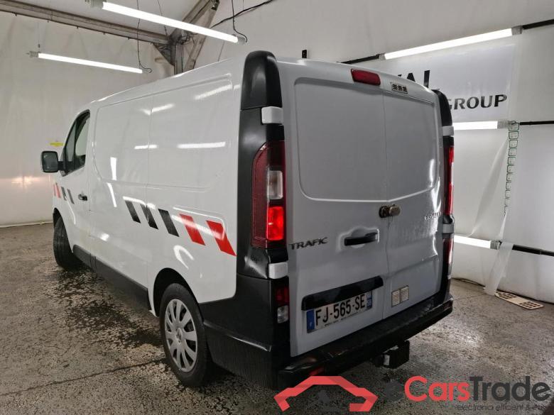 Renault FG GCFL1H1 1000 dCi95 Stop&Start E6 RENAULT Trafic / 2014 / 4P / Fourgon tôlé FG GCFL1H1 1000 dCi95 Stop&Start E6 #2