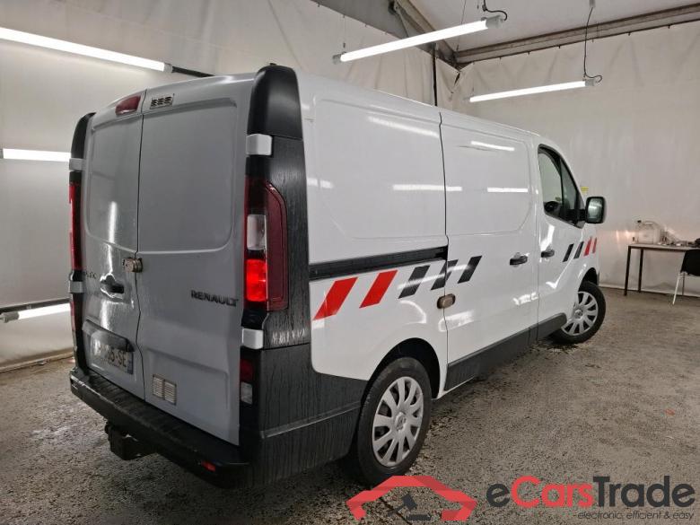 Renault FG GCFL1H1 1000 dCi95 Stop&Start E6 RENAULT Trafic / 2014 / 4P / Fourgon tôlé FG GCFL1H1 1000 dCi95 Stop&Start E6 #3