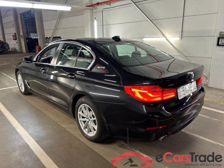 BMW 5 Reeks Berline Série 5 Berline 530e iPerformance 185kW/252pk  4D/P Auto-8 #3