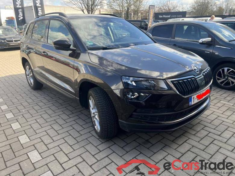 Skoda Karoq Style 1.0 TSI Pano LED Navi Camera Klima PDC ... #2