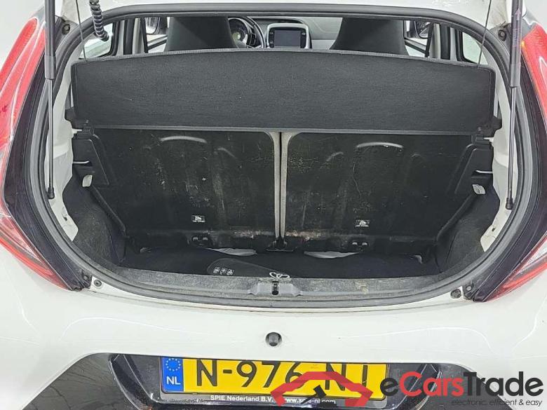 TOYOTA Aygo 1.0 VVT-i x-play 5D 53kW #5