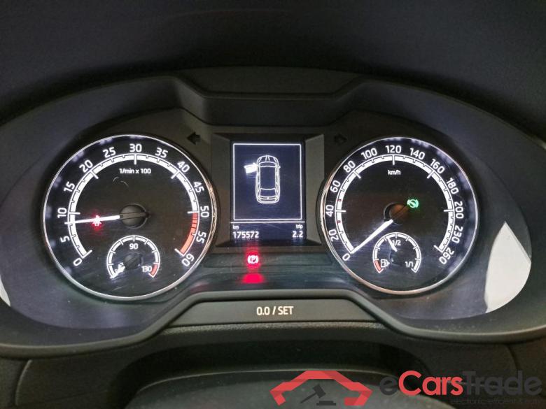 Skoda 1.6 TDI 116 DSG7 Business Octavia Combi Business 1.6 TDI 115CV BVA7 E6 #6