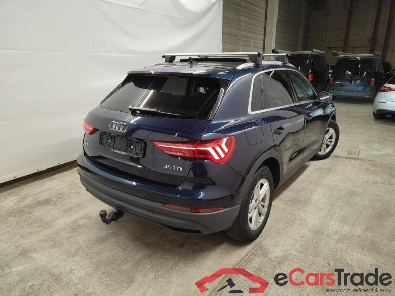 Audi Q3 35 TDI S Tronic Business Edition 5d #5