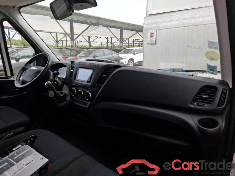 Iveco (+)3.0 35S15H 4100 LEAF IVECO Daily VU 2p Châssis cabine (+)3.0 35S15H 4100 LEAF #5