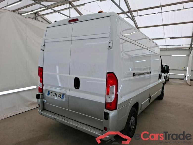 Citroen 35 L3H2 BlueHDi 110 BVM6 Club CITROEN Jumper / 2014 / 4P / Fourgon tôlé 35 L3H2 BlueHDi 110 BVM6 Club #3