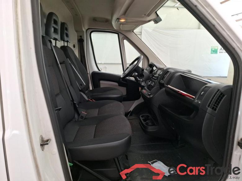 Citroen 35 L3H2 BlueHDi 110 BVM6 Club CITROEN Jumper / 2014 / 4P / Fourgon tôlé 35 L3H2 BlueHDi 110 BVM6 Club #6