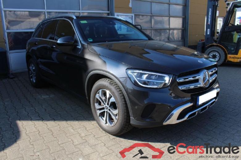 Mercedes GLC ´15 GLC -Klasse GLC 220 d 4Matic (253.915) 143KW AT9 E6d #2