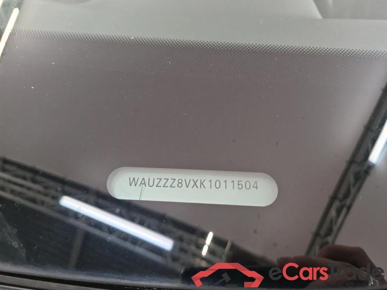 Audi A3 Limousine 12-19 Audi A3 Limousine 35 TFSI S tronic sport S line Edition 4d #6