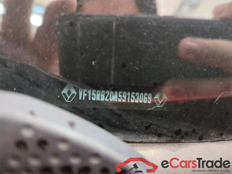 Renault Clio 11-18 Renault Clio Energy TCe 90 Limited 5d #6