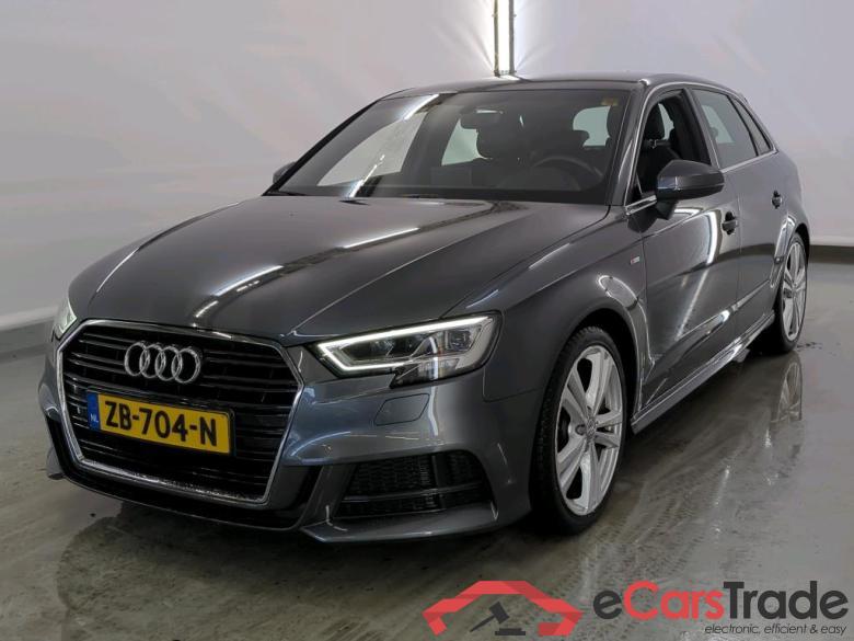 Audi A3 Sportback 12-19 Audi A3 Sportback 35 TFSI S tronic sport S Line Edition 5d #1