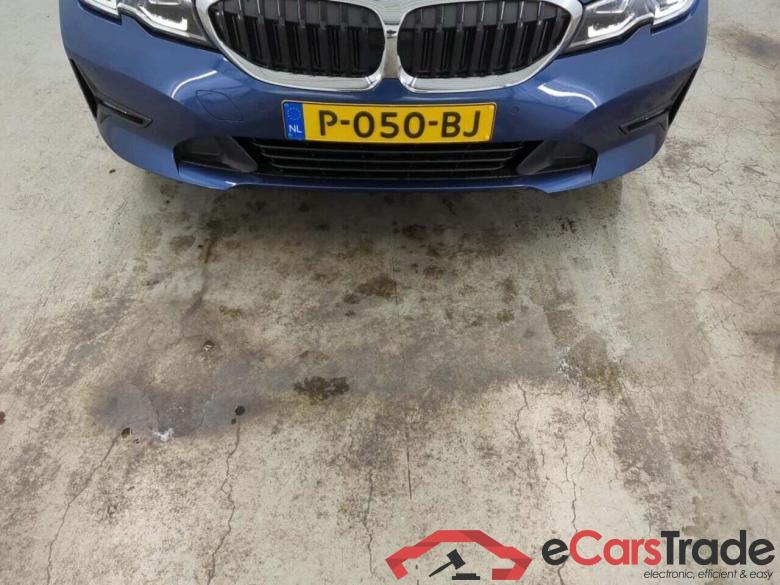 BMW 3-serie 330e Bns Ed. Pl. #4