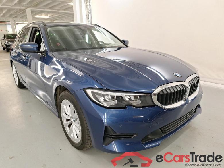 BMW 3 SERIES TOURING 2.0 320E TOURING Business Comfort telephony Wireless Charging Mirror #2
