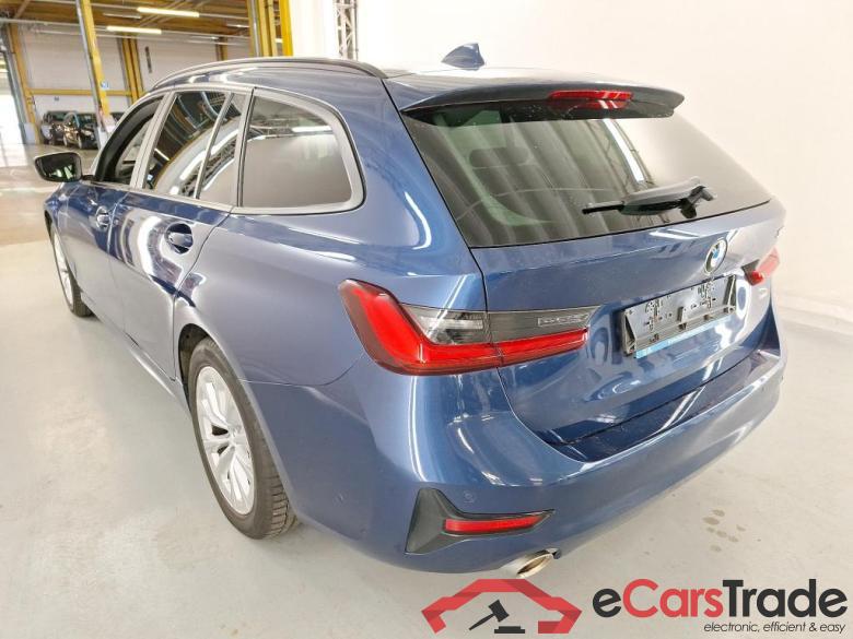 BMW 3 SERIES TOURING 2.0 320E TOURING Business Comfort telephony Wireless Charging Mirror #3