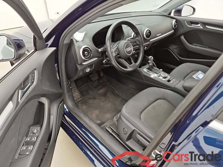 Audi A3 Limousine 2.0 35 TDi Aut. Xenon Virtual Navi KeylessGo Camera Klima PDC ... #5