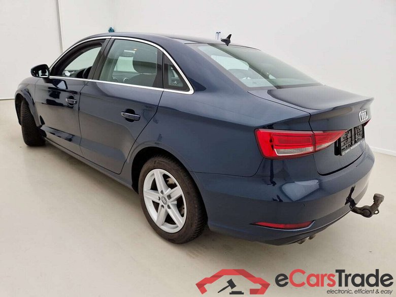 Audi A3 Limousine 2.0 35 TDi Aut. Xenon Virtual Navi KeylessGo Camera Klima PDC ... #4