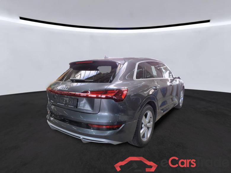 Audi 55 quattro S line E-tron #4