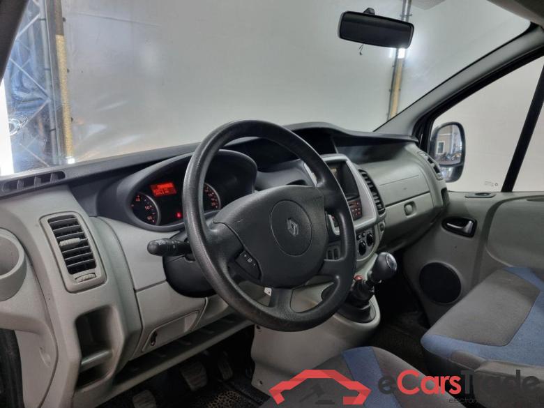 RENAULT TRAFIC PASSENGER 2.0 dCi T29 L2H1 Expression Eco #5