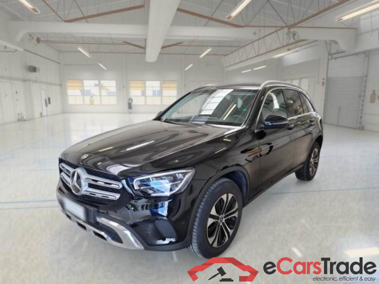 Mercedes 56 MERCEDES-BENZ GLC / 2019 / 5P / SUV 300 DE 4MATIC EQ-POWER SPORT AUT.