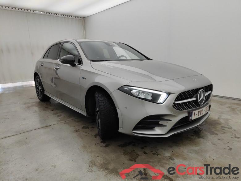 Mercedes-Benz A-Klasse A 250 e 5d #2