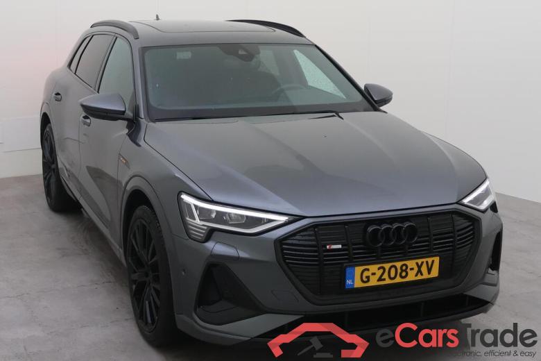 AUDI e-tron  #5
