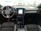 preview Volvo XC40 #4