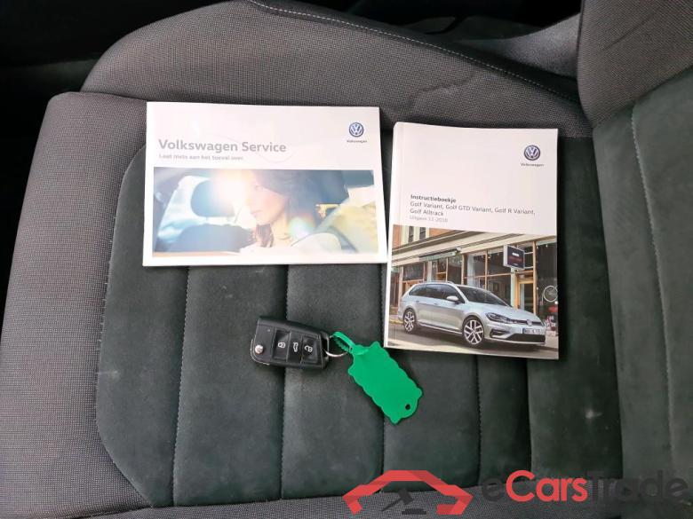 Volkswagen Golf Variant  '17 Volkswagen Golf Variant 1.5 TSI BM 96kW Comfortline Business 5d #4