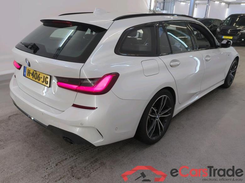 BMW 3 Serie T '18 BMW 3 Serie Touring 330iA 5d #2