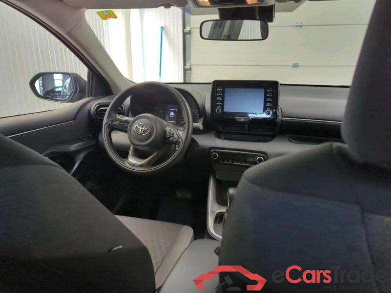 TOYOTA Yaris 1.5 Hyb. Active #3
