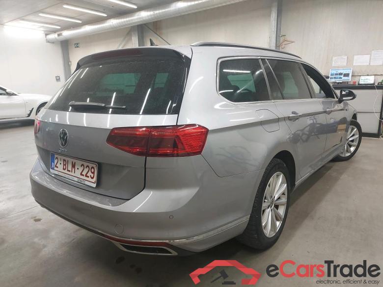 VOLKSWAGEN - VW  PASSAT TSI GTE Business Pack Adventure & Keyless & Winter Pack * HYBRID * #2