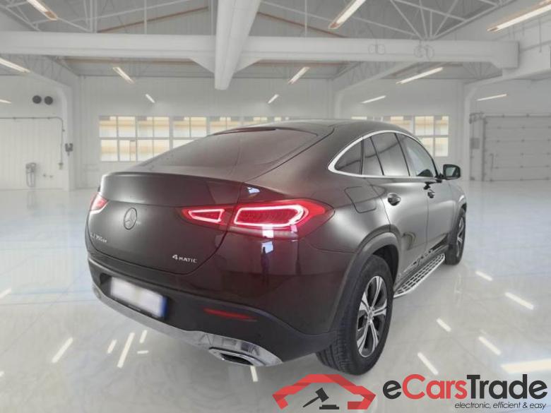 Mercedes 19 MERCEDES-BENZ GLE COUPÉ / 2020 / 5P / SUV GLE COUPÈ 350 DE 4MATIC EQ-POWER SPORT #2