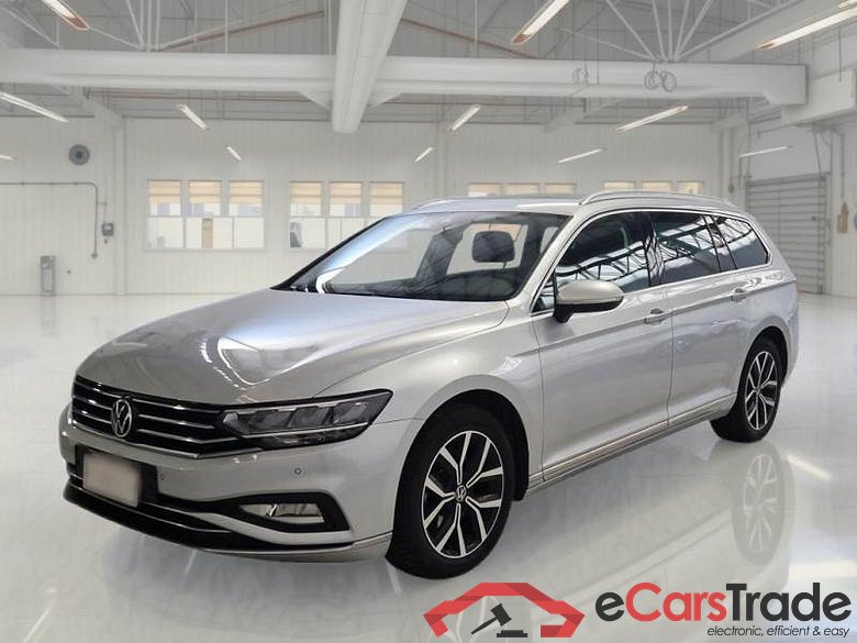 Volkswagen 1 VOLKSWAGEN PASSAT / 2019 / 5P / STATION WAGON VAR.2.0TDI SCR 140KW EXEC.BMT DSG