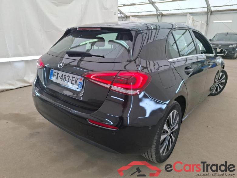 Mercedes A 250 e Business Line 8G-DCT MERCEDES-BENZ Classe A Compact / 2018 / 5P / Berline A 250 e Business Line 8G-DCT #3