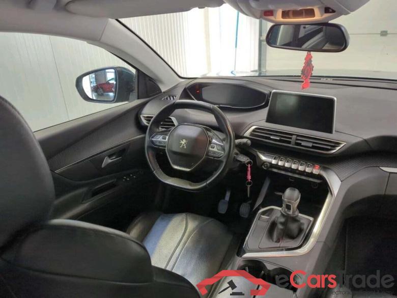 PEUGEOT 5008 1.2 PT BL. Executive #3