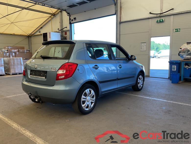 SKODA Fabia NEW FABIA AMBIENTE 1,2 HTP 51KW 70CV 5V #2
