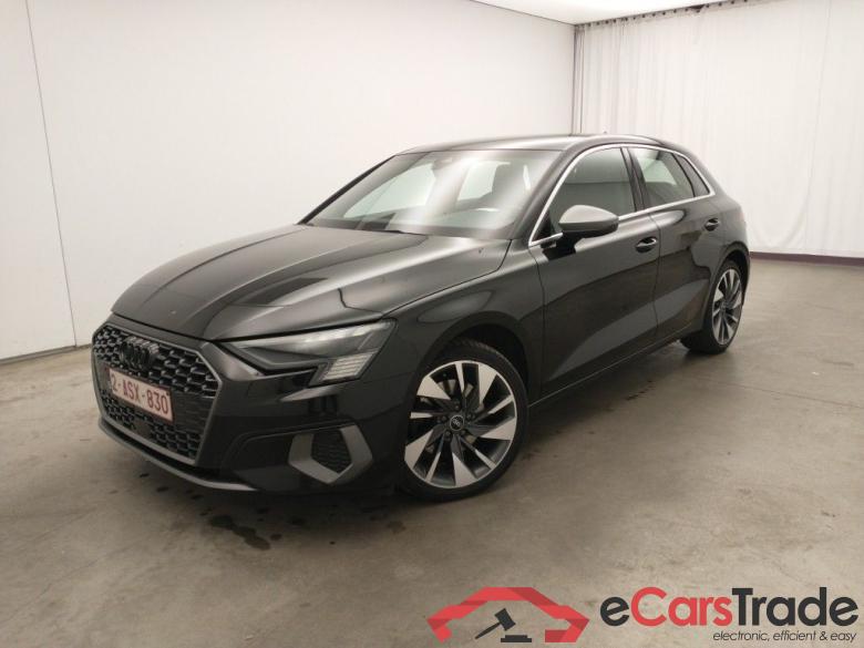 Audi A3 Sportback 2.0 35 TDi 110kW S tronic Edition One 5d #3