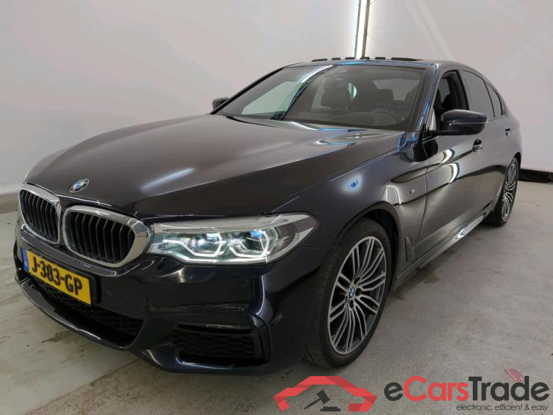 BMW 5 Serie Sedan FL'20 BMW 5 Serie Sedan 520iA 4d