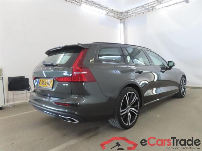 VOLVO V60 2.0 B3 Momentum #2