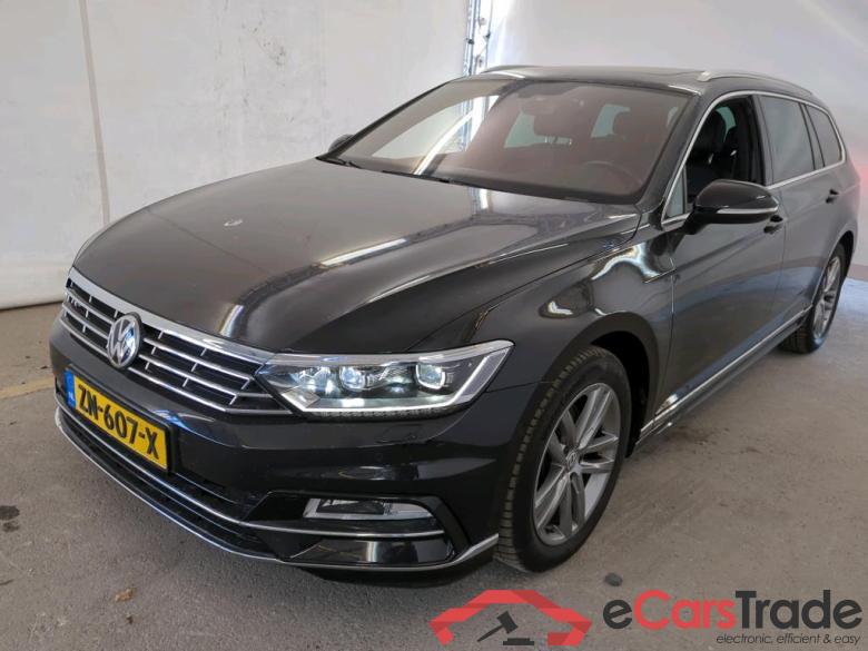 VOLKSWAGEN PASSAT VARIANT 2.0 TDI HL Bns R #1