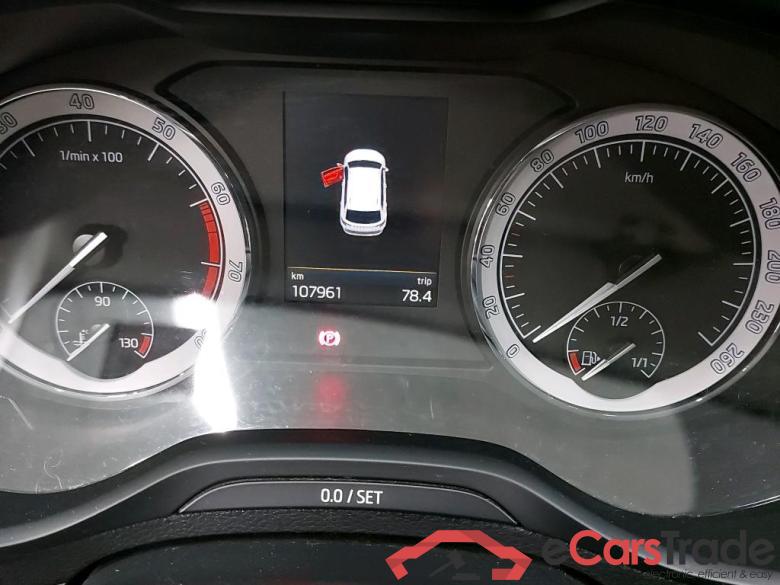SKODA - SKO KAROQ TSI 115PK Ambition GPS Towing Hook * PETROL * #5