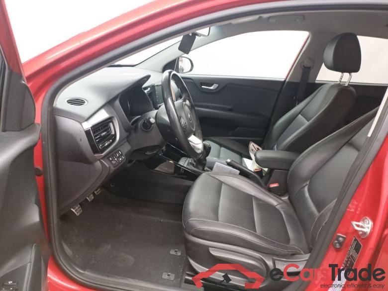 KIA Stonic 1.6 CRDi Sense ISG 5d #6