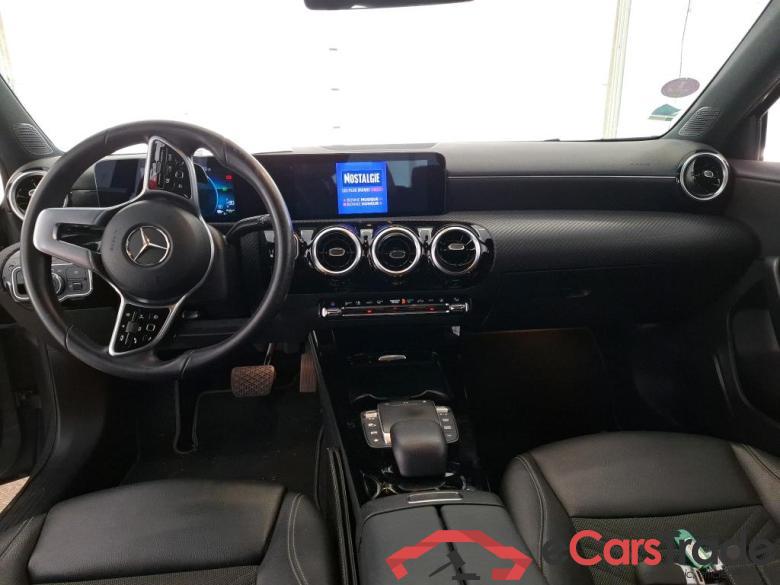 Mercedes A 250 e Business Line 8G-DCT MERCEDES-BENZ Classe A Compact / 2018 / 5P / Berline A 250 e Business Line 8G-DCT #5