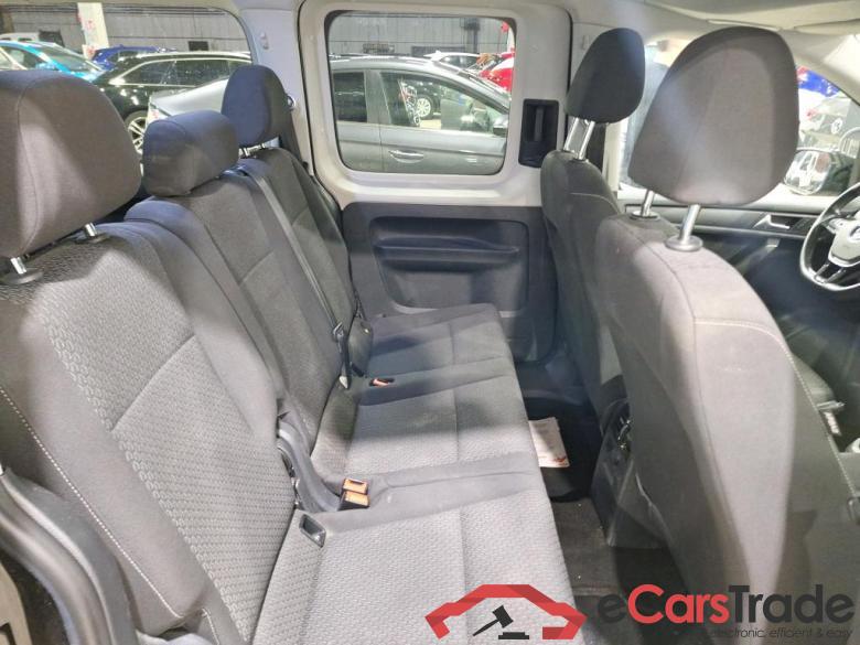 VOLKSWAGEN CADDY MAXI - 2015 1.4 TSI Family DSG #6