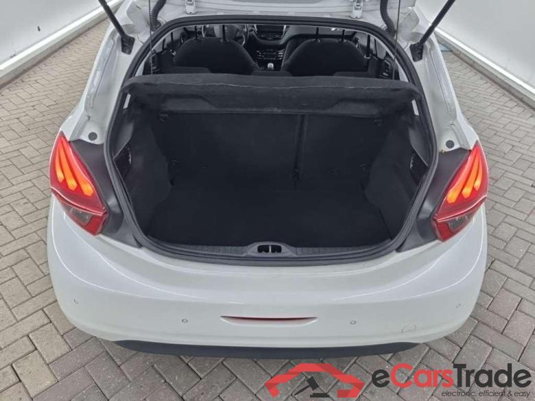 PEUGEOT 208 Allure 1.2 PureTech 110 5D 81kW #5