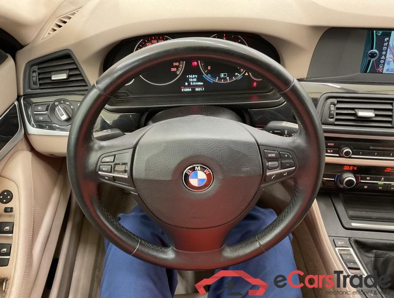 BMW 520d Touring Xenon Navi Leather KeylessGo Klima PDC ... #5