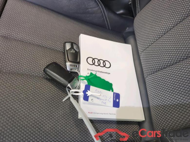 Audi A4 Avant FL'19 Audi A4 Avant 35 TFSI S tronic sport S line Edition 5d #4
