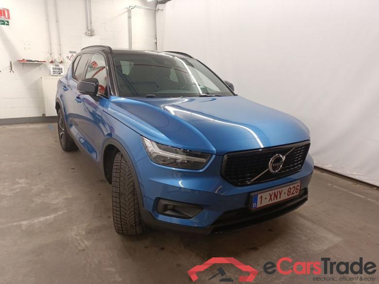 Volvo XC40 D4 AWD Geartronic R-Design 5d #2