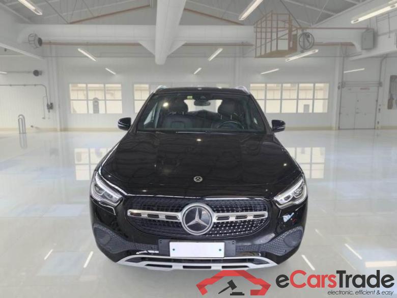 Mercedes 10 MERCEDES-BENZ GLA / 2020 / 5P / CROSSOVER GLA 200 D AUTOMATIC SPORT #6